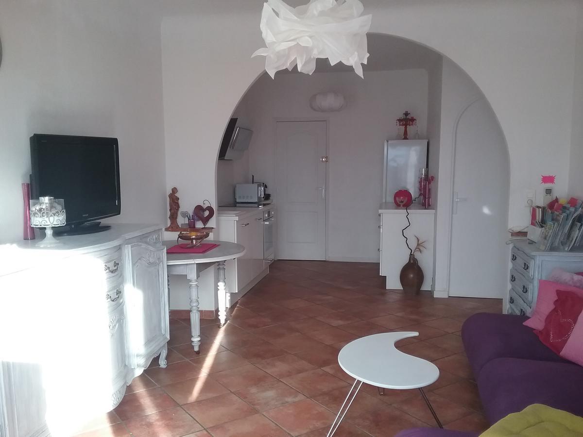 Petite Fleur D'Azur Bed and Breakfast Cagnes-sur-Mer Buitenkant foto